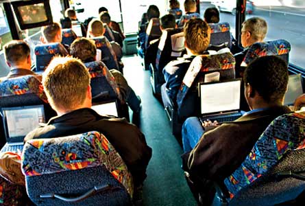 Employee transportation services by AMIET Reisen across India